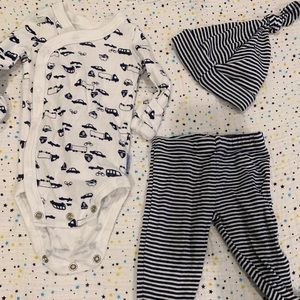 Newborn outfit